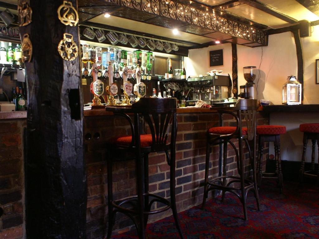 The Saracens Head Inn Amersham Εξωτερικό φωτογραφία
